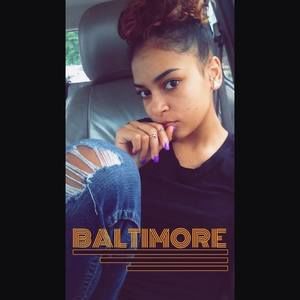 Meet your Posher, Kayla